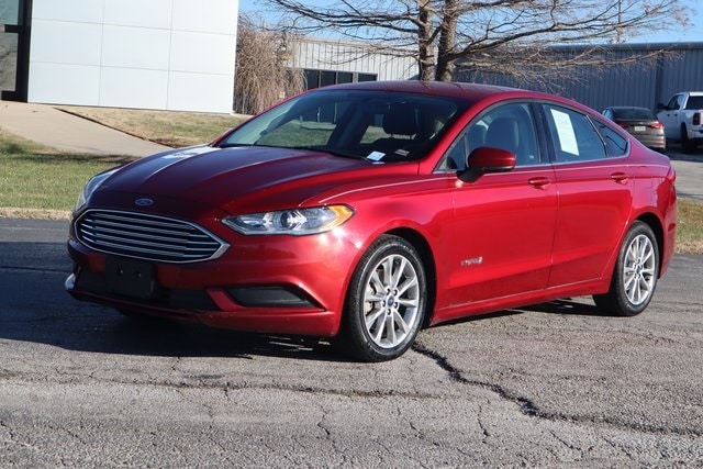 Used 2017 Ford Fusion Hybrid SE with VIN 3FA6P0LU4HR238052 for sale in Carthage, MO