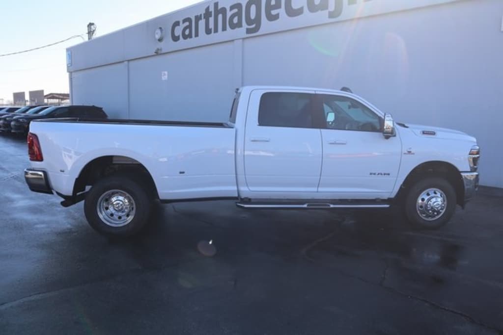 New 2026 Ram 3500 LARAMIE CREW CAB 4X4 8' BOX Pickup