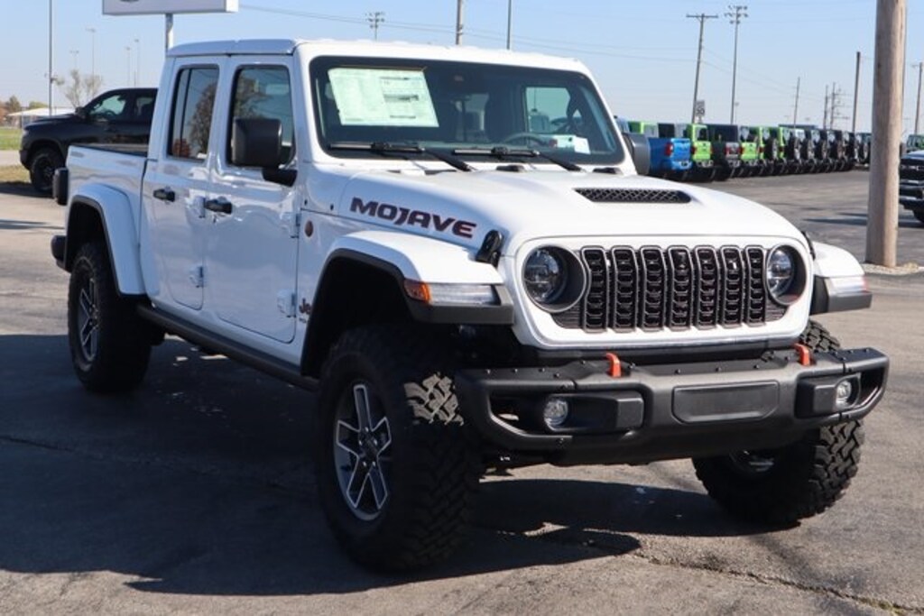 New 2025 Jeep Gladiator MOJAVE X 4X4 Pickup