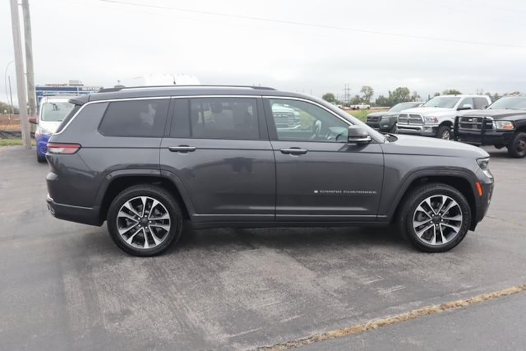 Used 2022 Jeep Grand Cherokee L Overland SUV