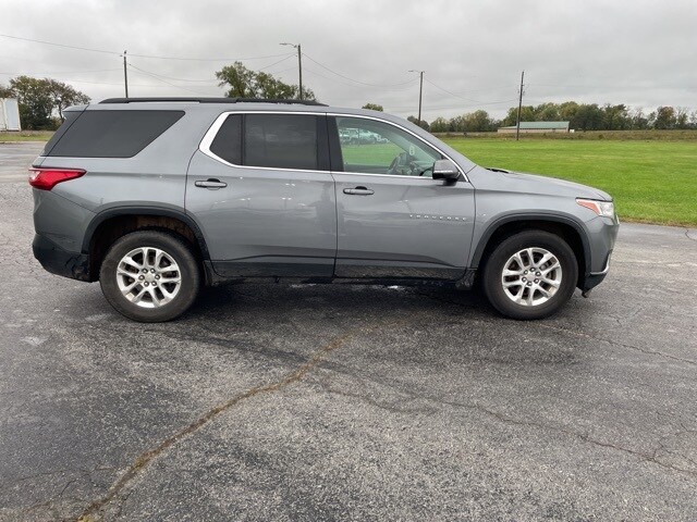 2019 Chevrolet Traverse photo 2