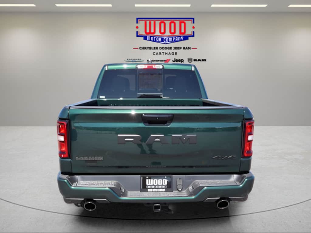 New 2026 Ram 1500 LARAMIE CREW CAB 4X4 5'7 BOX Pickup