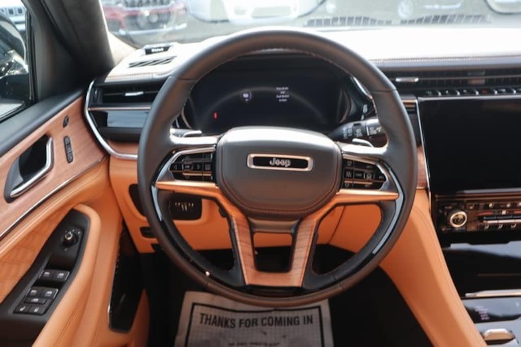 New 2025 Jeep Grand Cherokee L SUMMIT RESERVE 4X4 Sport Utility