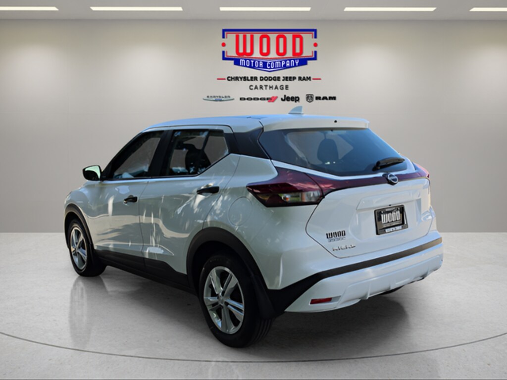 Used 2025 Nissan Kicks Play S SUV