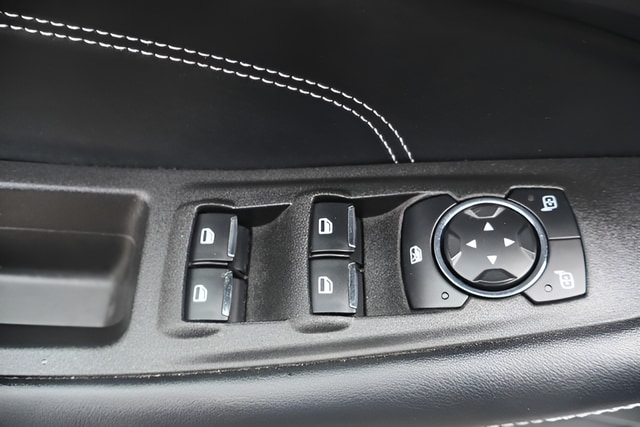 2024 Ford Edge Titanium - Photo 22