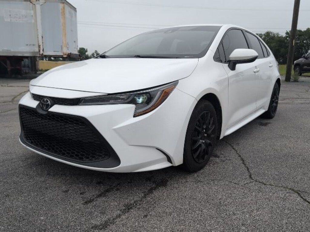 Used 2021 Toyota Corolla LE Sedan