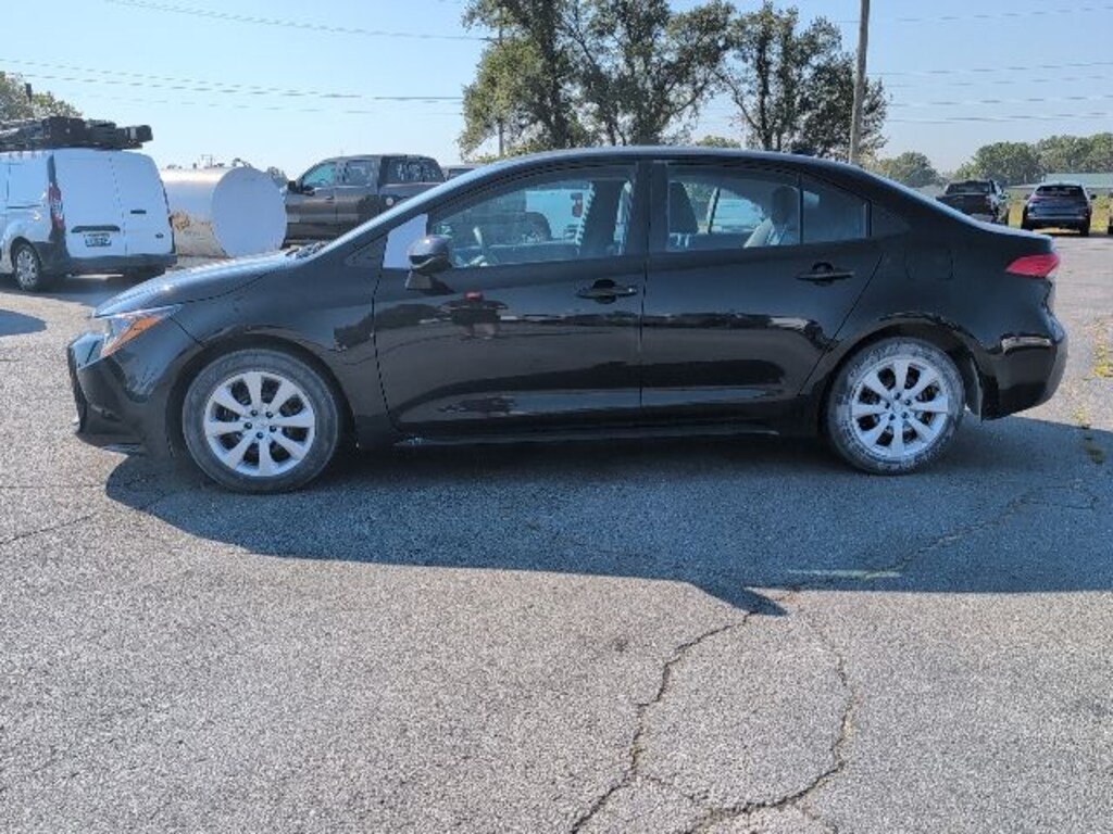 Used 2023 Toyota Corolla LE Sedan