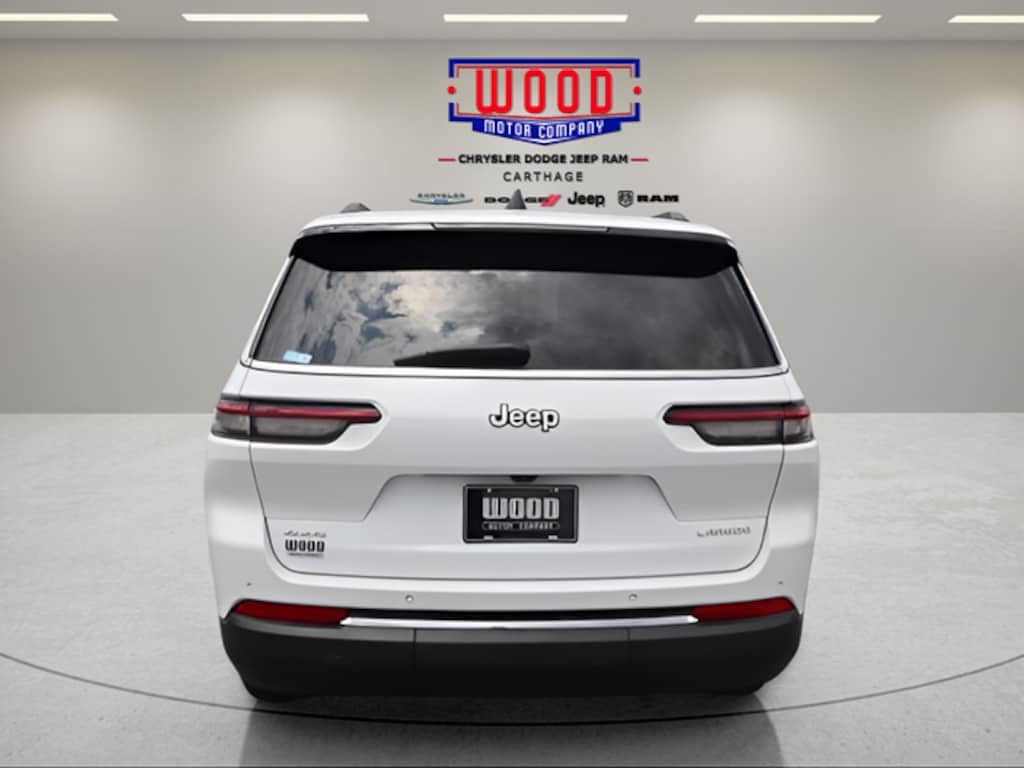 Used 2025 Jeep Grand Cherokee Laredo X SUV