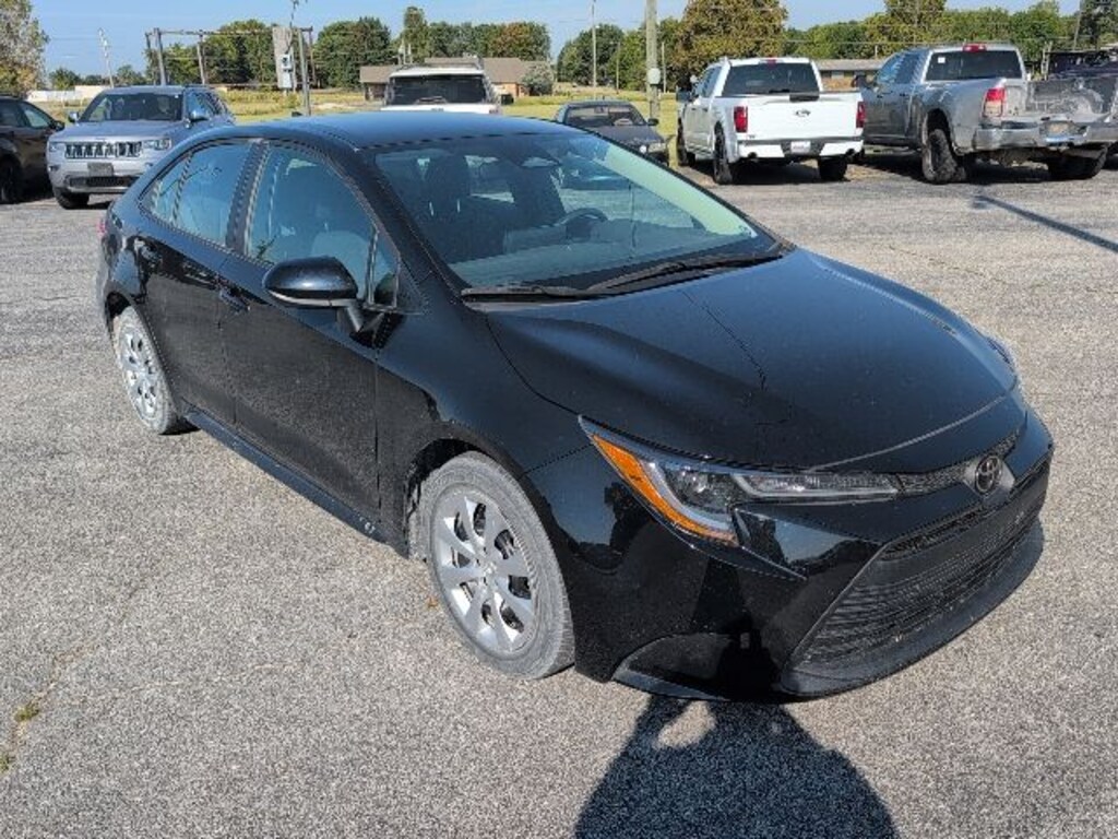 Used 2023 Toyota Corolla LE Sedan