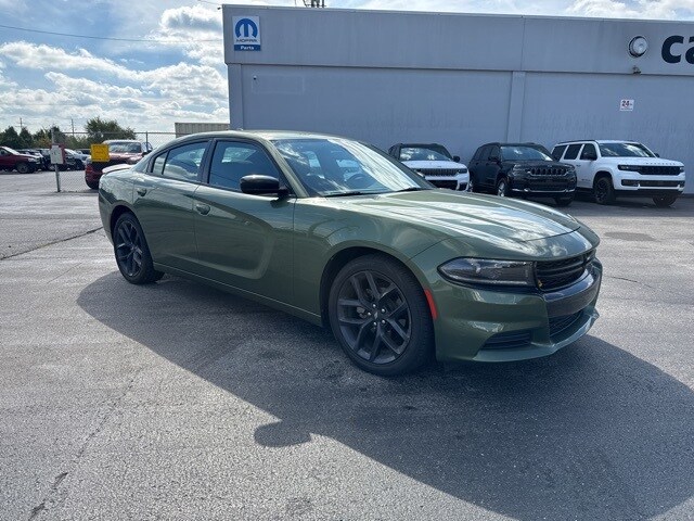 2023 Dodge Charger SXT photo 3