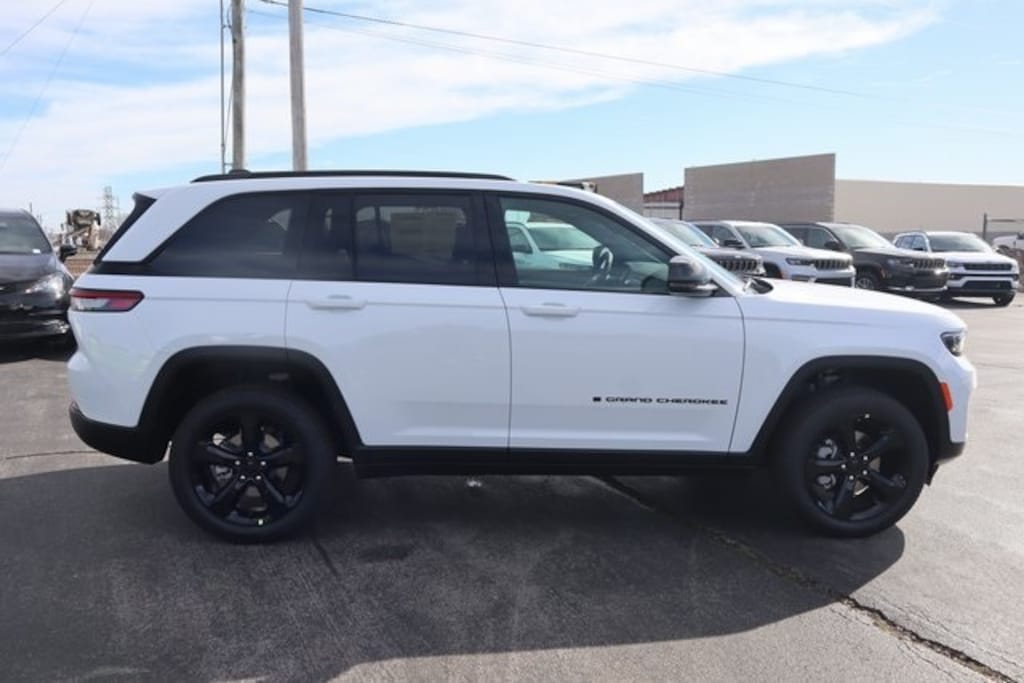 New 2025 Jeep Grand Cherokee LIMITED 4X4 Sport Utility