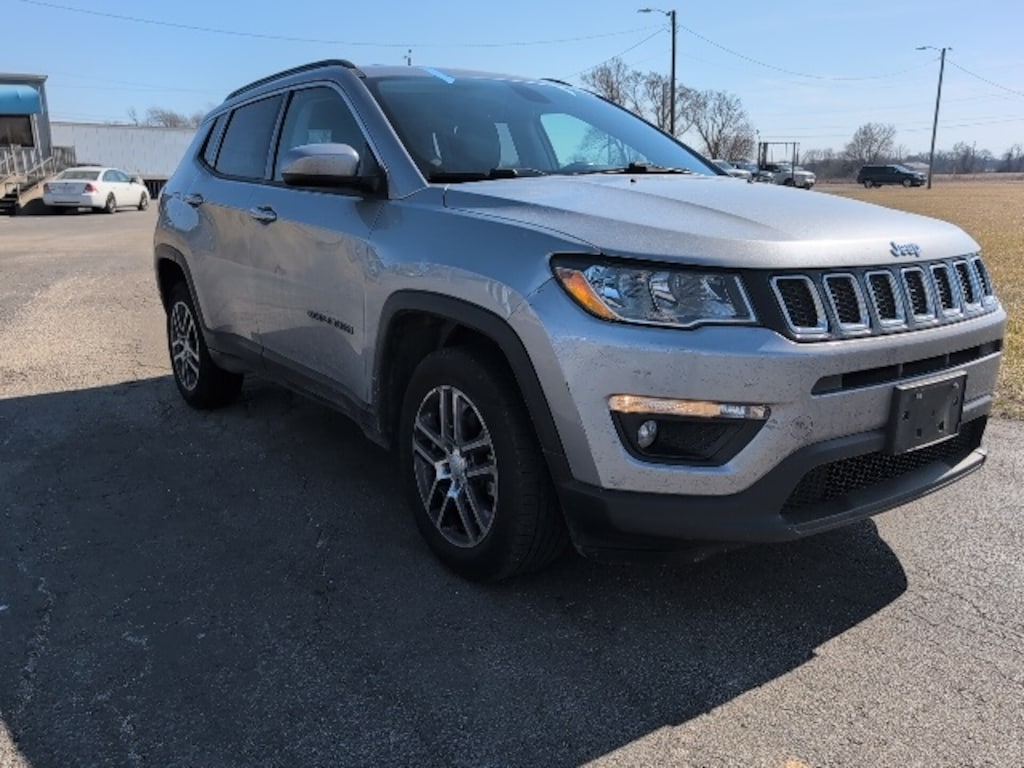 Used 2018 Jeep Compass Latitude SUV
