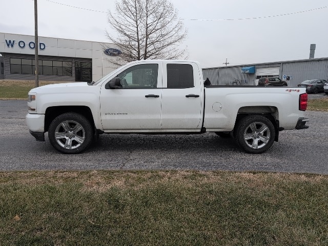 2016 Chevrolet Silverado 1500 Custom's photo