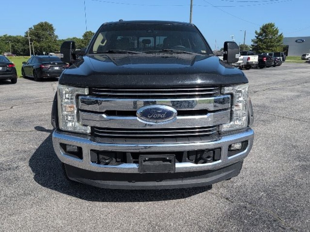 Used 2017 Ford F-250SD Lariat Truck