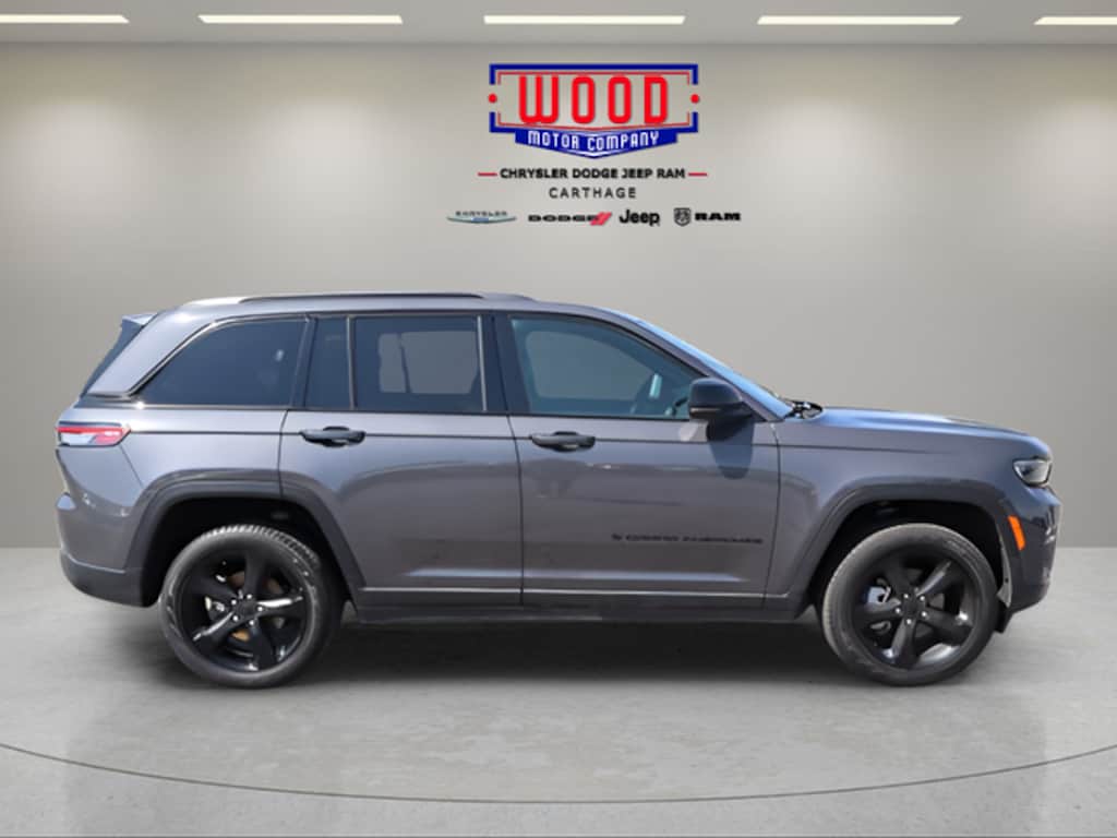 Used 2025 Jeep Grand Cherokee Limited SUV