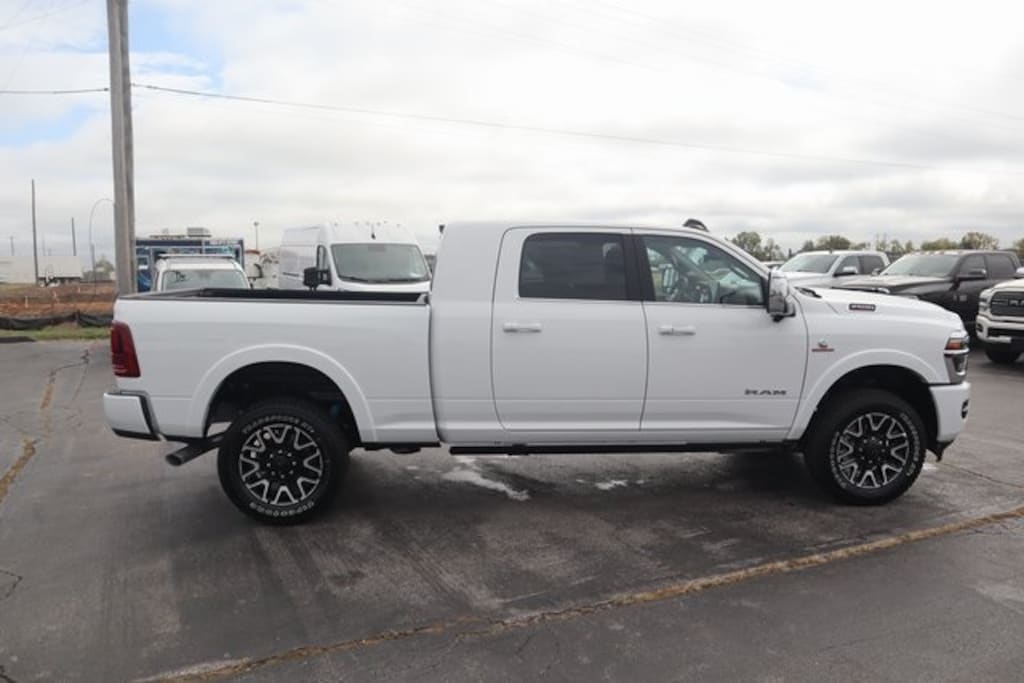 New 2026 Ram 2500 LIMITED LONGHORN MEGA CAB 4X4 6'4 BOX Pickup