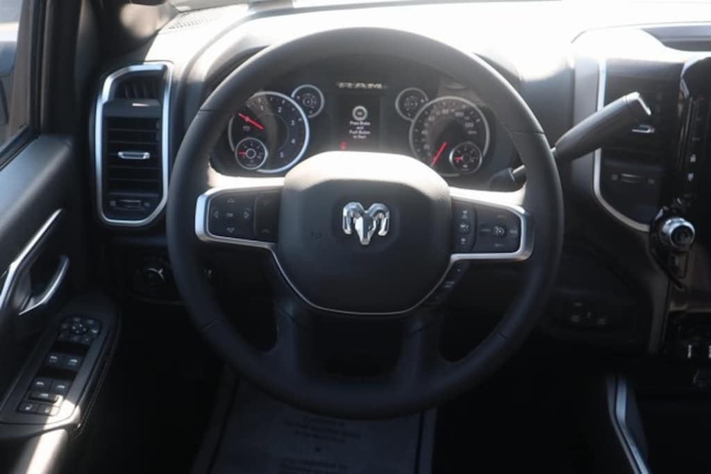 New 2026 Ram 3500 BIG HORN CREW CAB 4X4 8' BOX Pickup