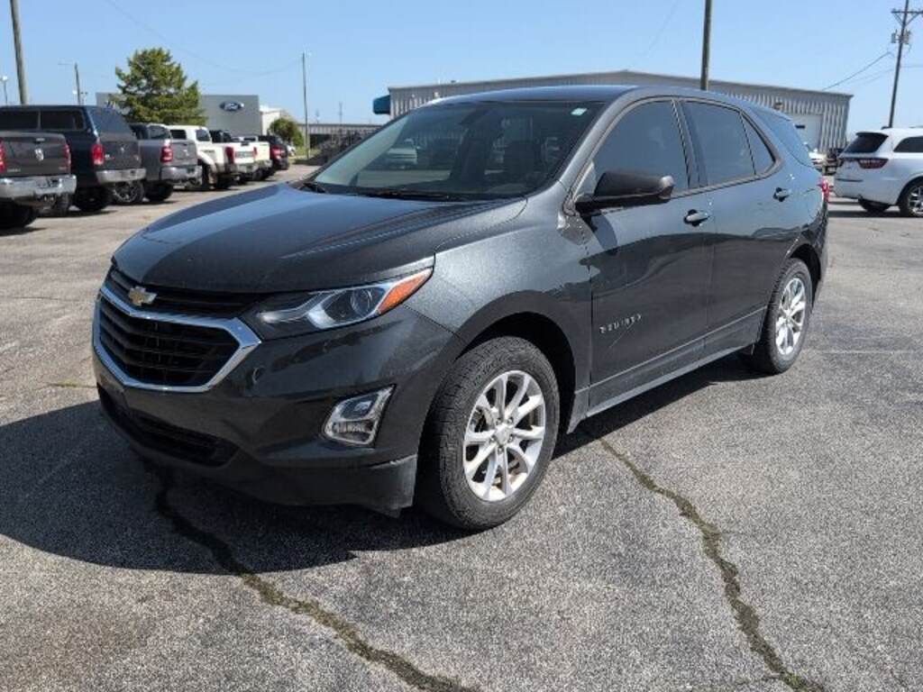 Used 2018 Chevrolet Equinox LS SUV