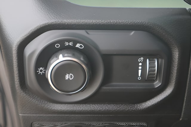 2026 Jeep Wrangler 4-Door Sport - Photo 7