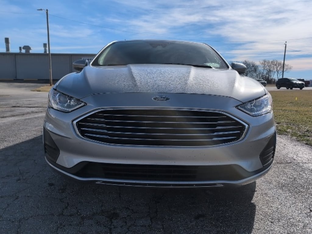 Used 2020 Ford Fusion SE Sedan