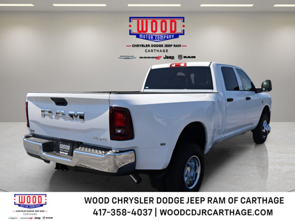New 2026 Ram 3500 TRADESMAN CREW CAB 4X4 8' BOX Pickup