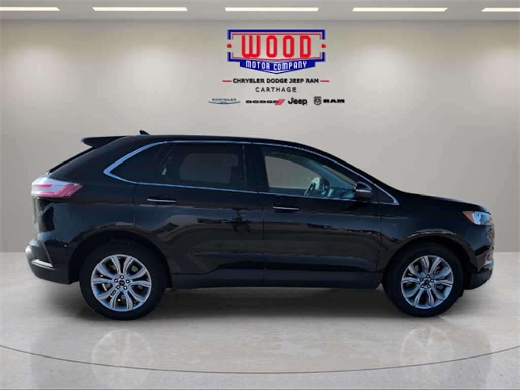 Used 2022 Ford Edge Titanium SUV