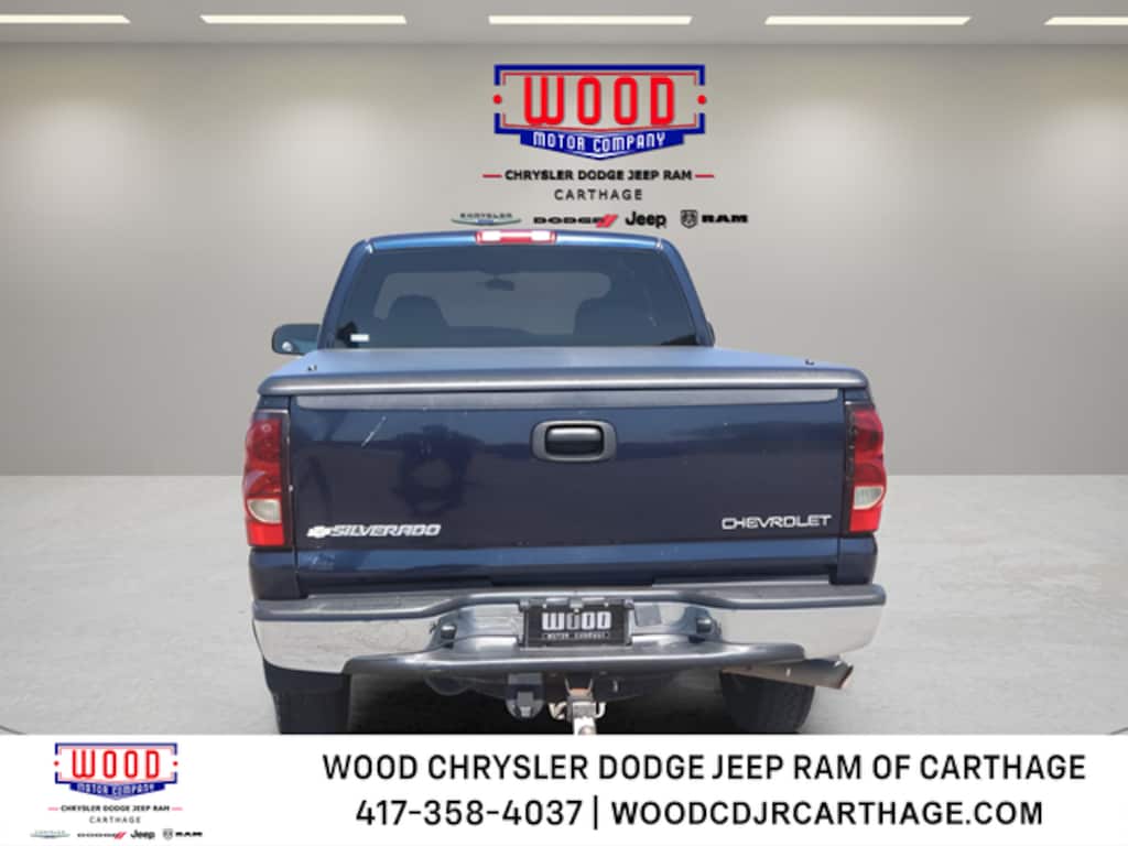 Used 2005 Chevrolet Silverado 2500HD LS Truck