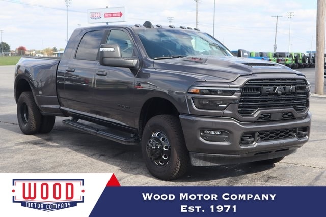 2026 RAM Ram 3500 Pickup Laramie's photo