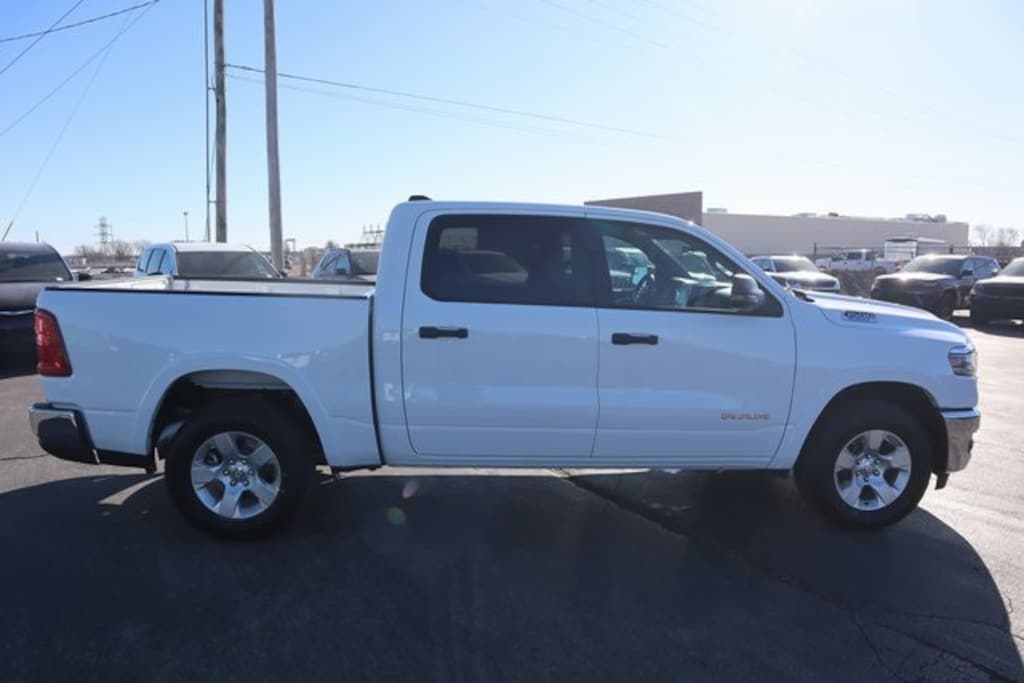 New 2026 Ram 1500 BIG HORN CREW CAB 4X4 5'7 BOX Pickup