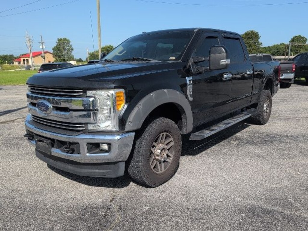 Used 2017 Ford F-250SD Lariat Truck
