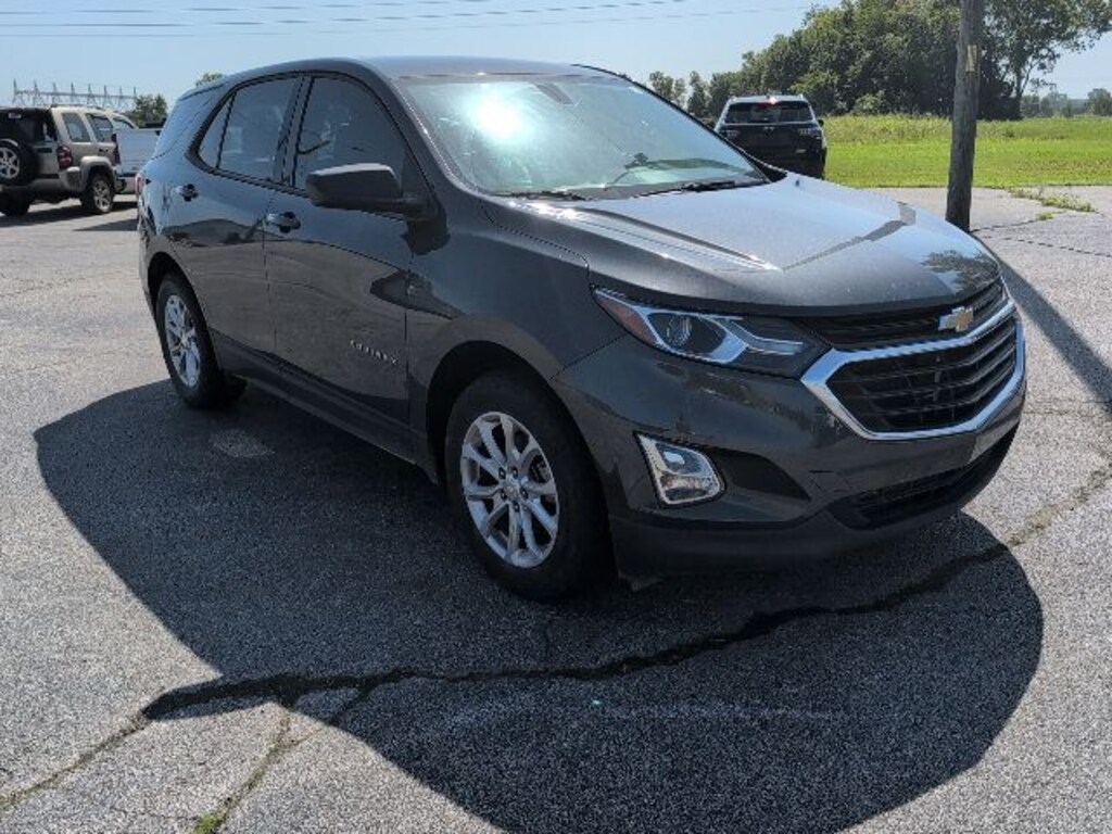 Used 2018 Chevrolet Equinox LS SUV