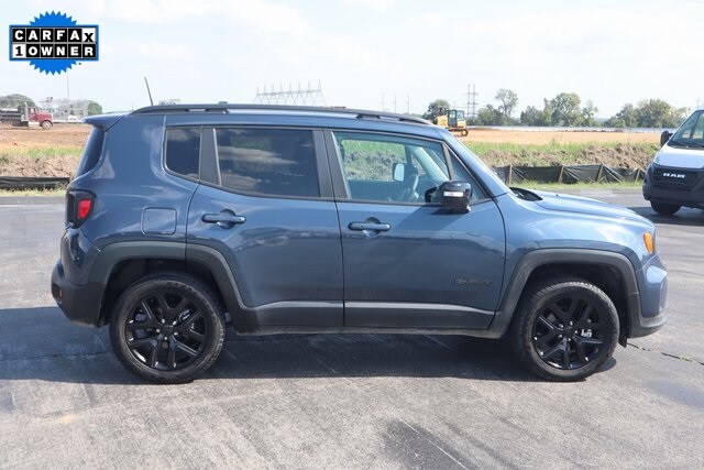 2023 Jeep Renegade Altitude photo 3