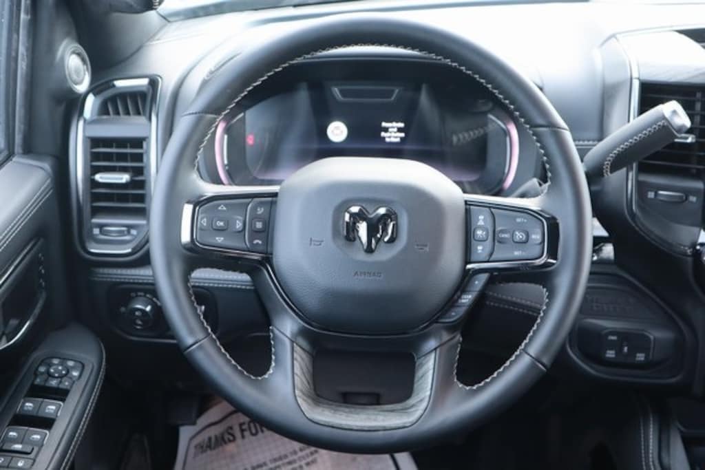 New 2025 Ram 3500 LIMITED CREW CAB 4X4 8' BOX Pickup