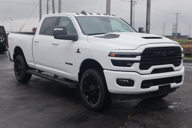2026 Ram 2500 Laramie photo 2