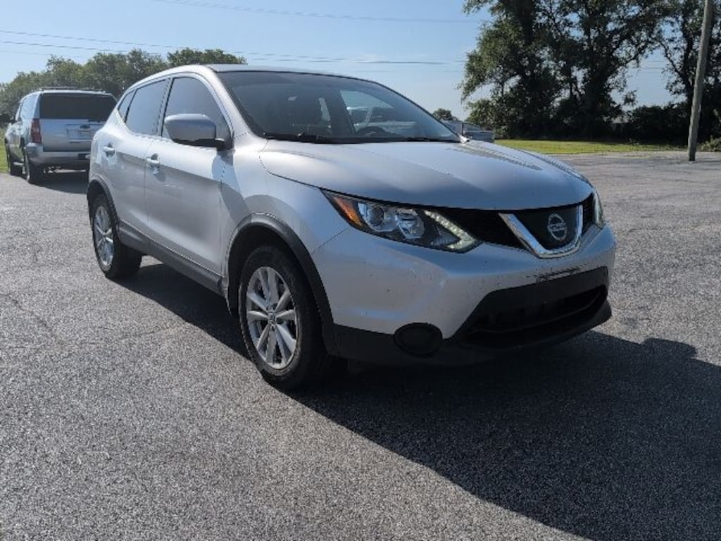 Used 2019 Nissan Rogue Sport S SUV