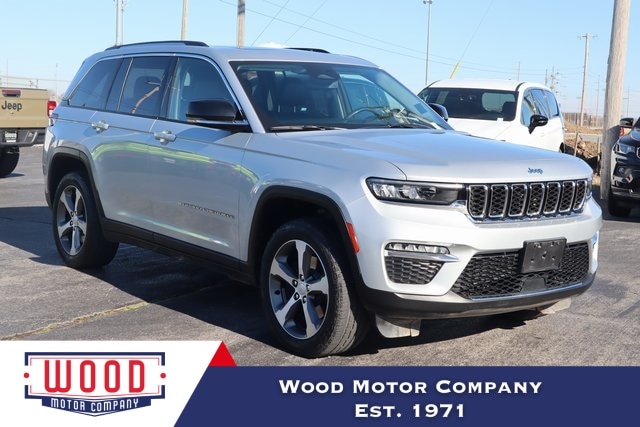 2022 Jeep Grand Cherokee 4xe's photo