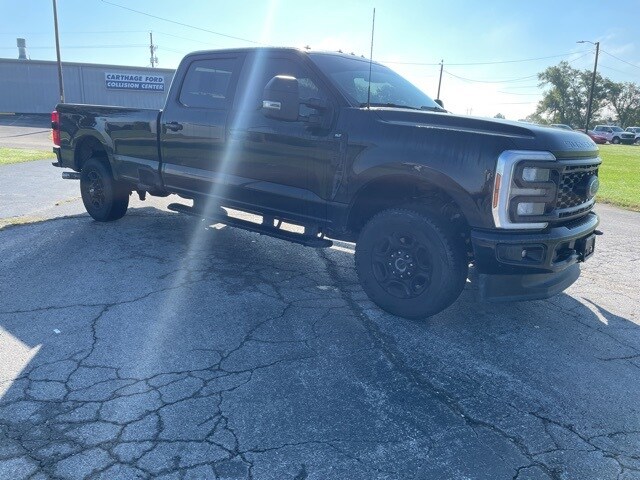 2024 Ford F-250 photo 3