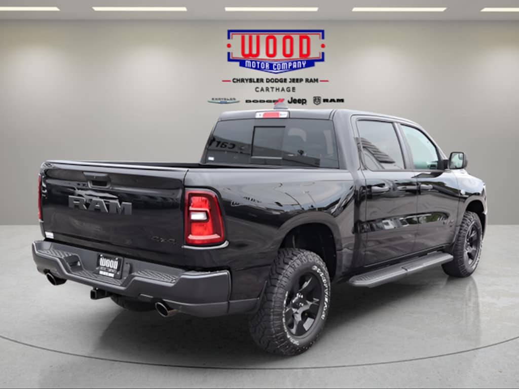 New 2026 Ram 1500 WARLOCK CREW CAB 4X4 5'7 BOX Pickup