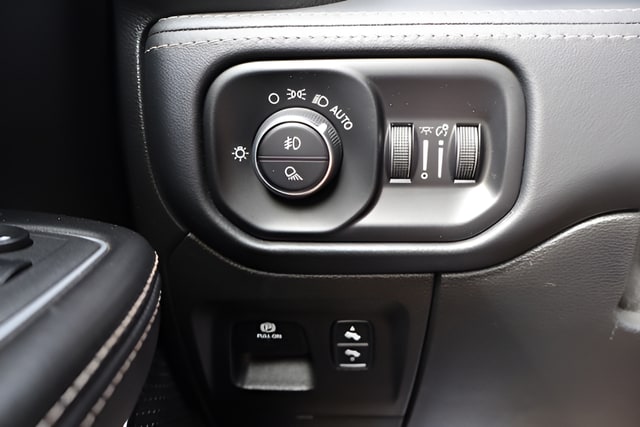 2023 RAM Ram 1500 Pickup Limited - Photo 40
