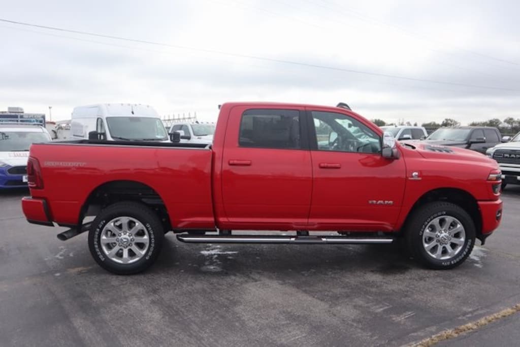 New 2026 Ram 2500 LARAMIE CREW CAB 4X4 6'4 BOX Pickup