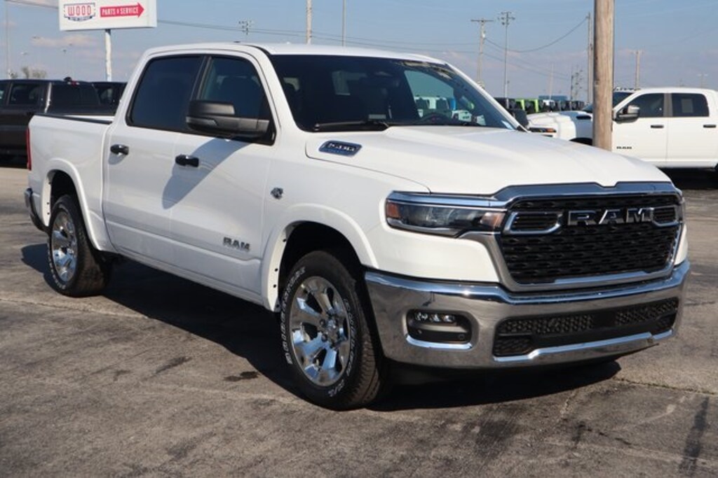 New 2026 Ram 1500 BIG HORN CREW CAB 4X4 5'7 BOX Pickup