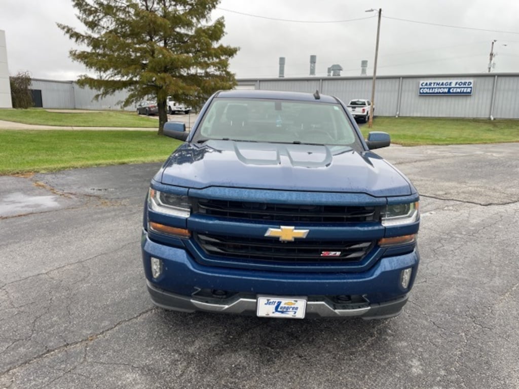 Used 2017 Chevrolet Silverado 1500 LT Truck