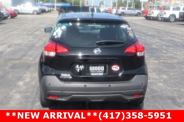 2020 Nissan Kicks S photo 4