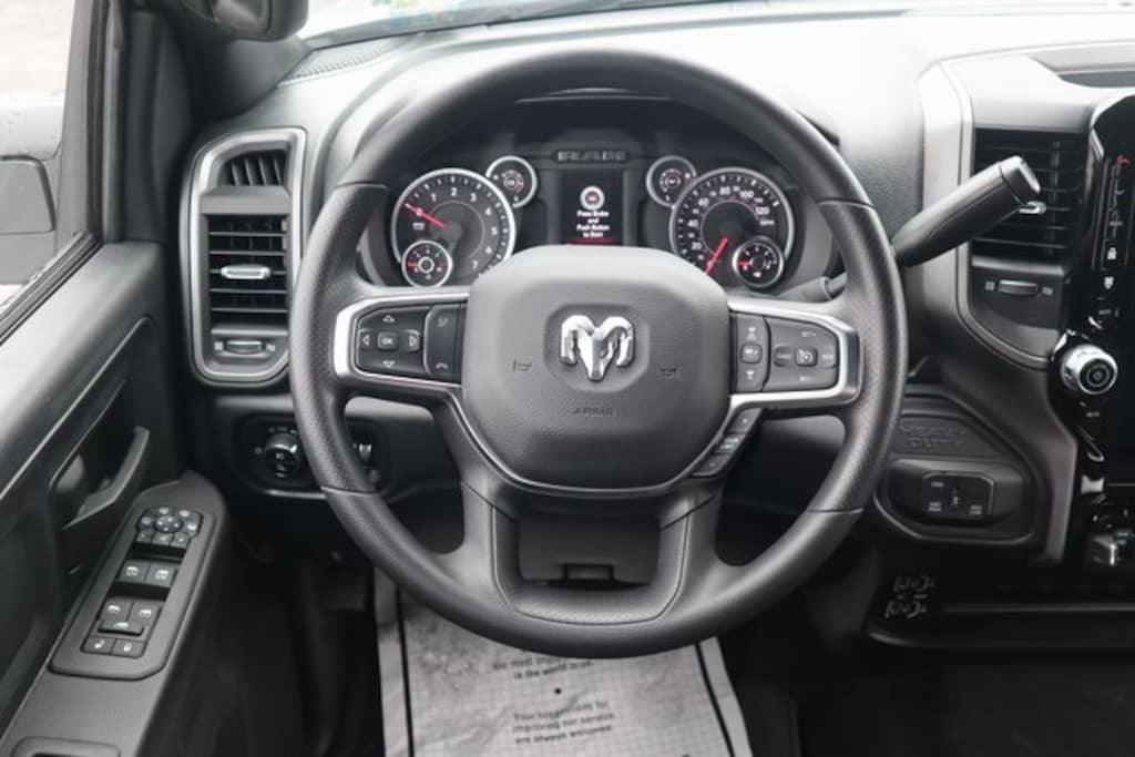 New 2026 Ram 2500 BLACK EXPRESS CREW CAB 4X4 8' BOX Pickup