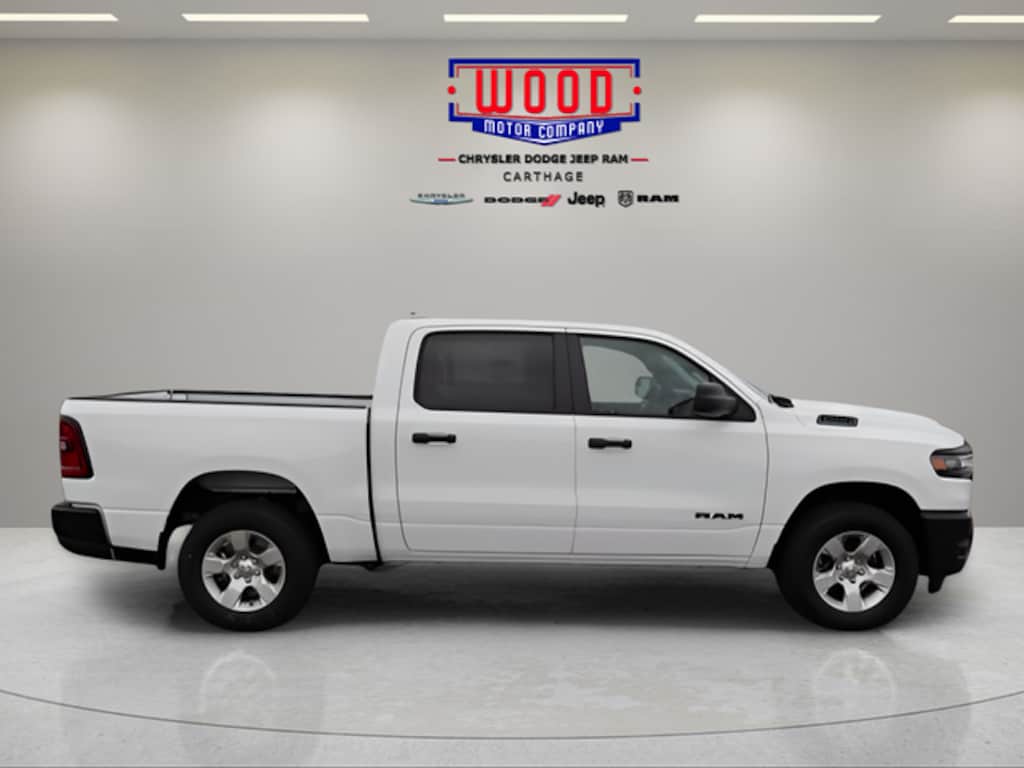 New 2026 Ram 1500 TRADESMAN CREW CAB 4X4 5'7 BOX Pickup