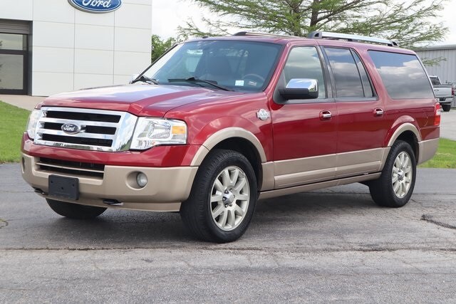 2014 Ford Expedition EL photo 2