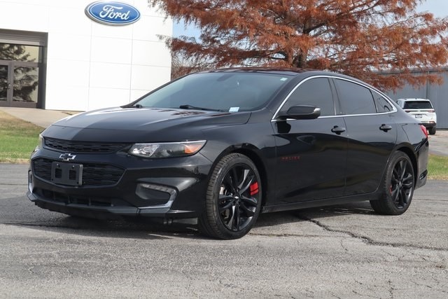 Used 2018 Chevrolet Malibu 1LT with VIN 1G1ZD5STXJF258985 for sale in Carthage, MO