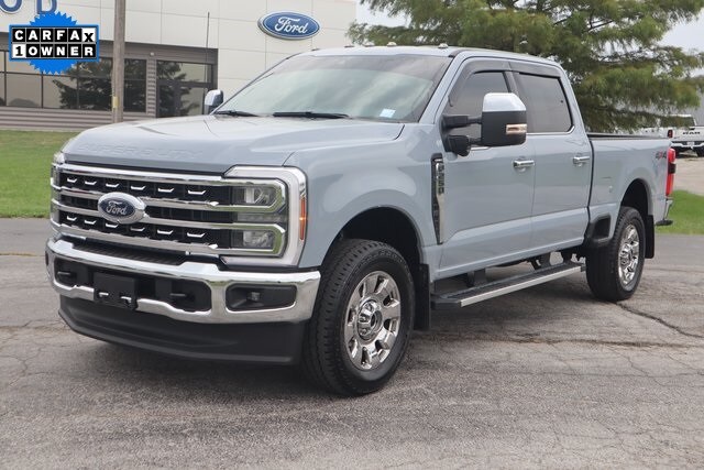 2025 Ford F-250 photo 2