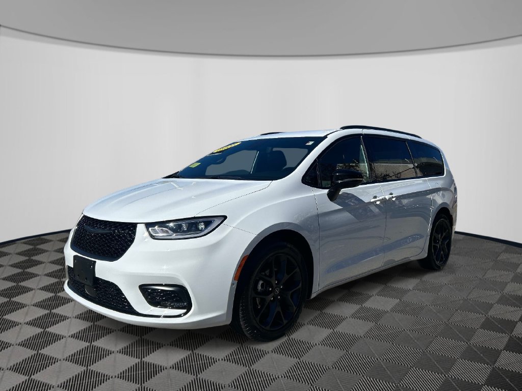 2026 Chrysler Pacifica
