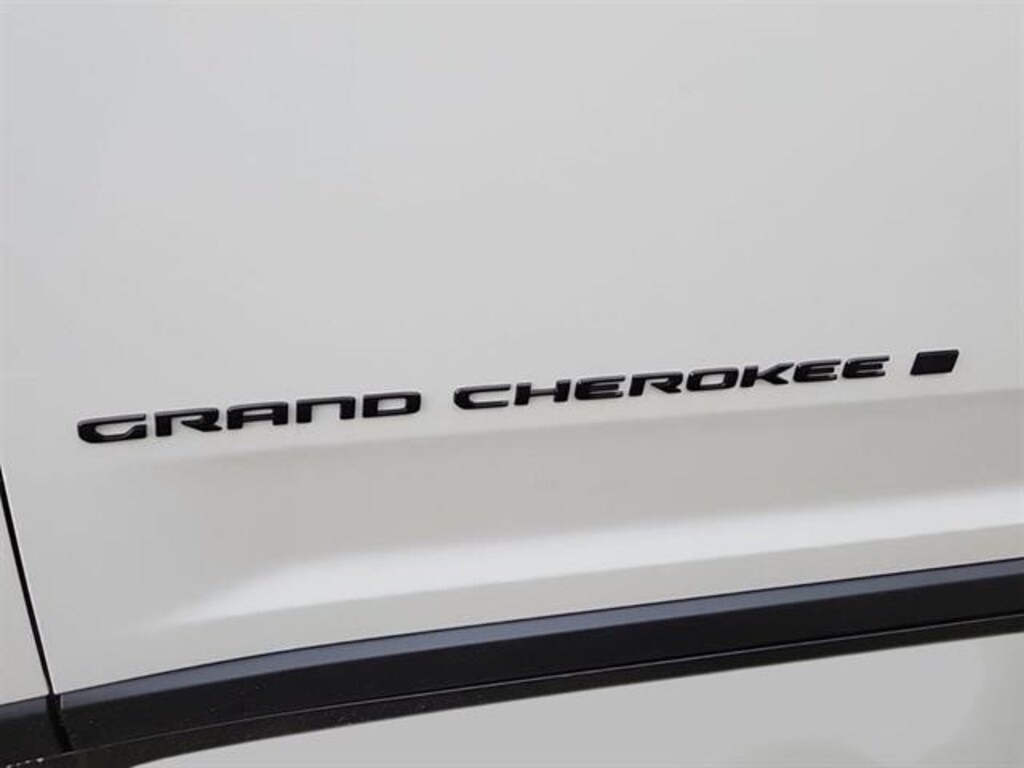 New 2025 Jeep Grand Cherokee ALTITUDE X 4X4 Sport Utility